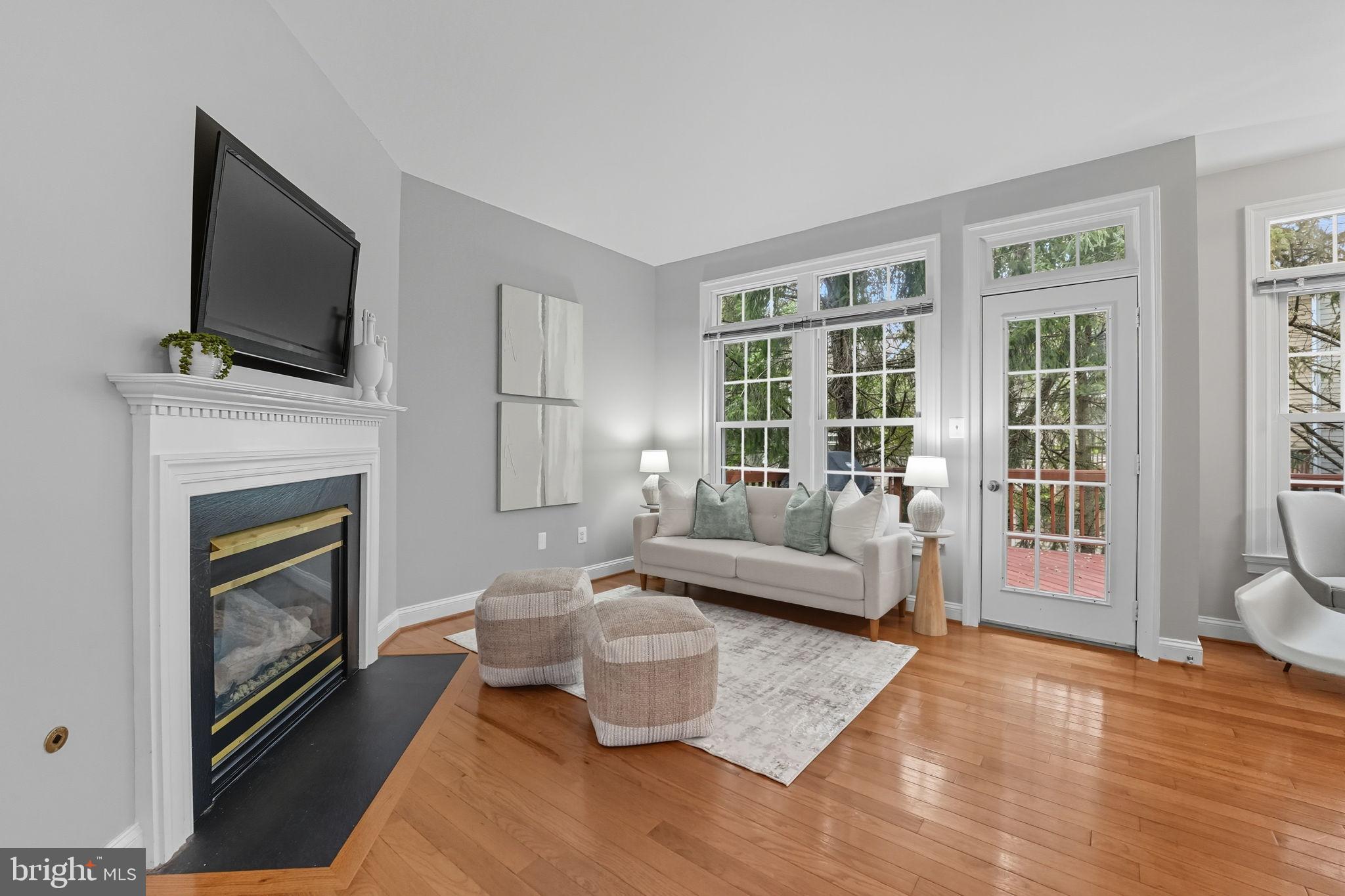 1325 SUNDIAL DRIVE