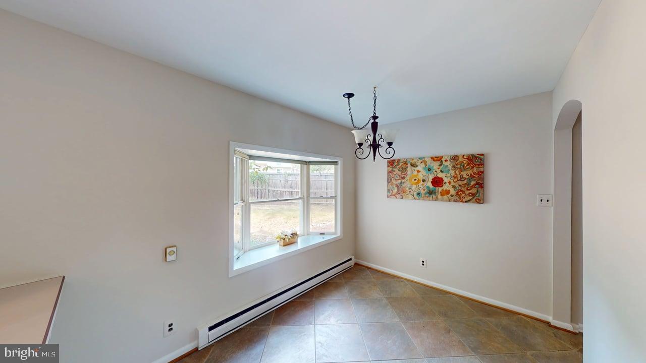1213 TERRYLYNN COURT