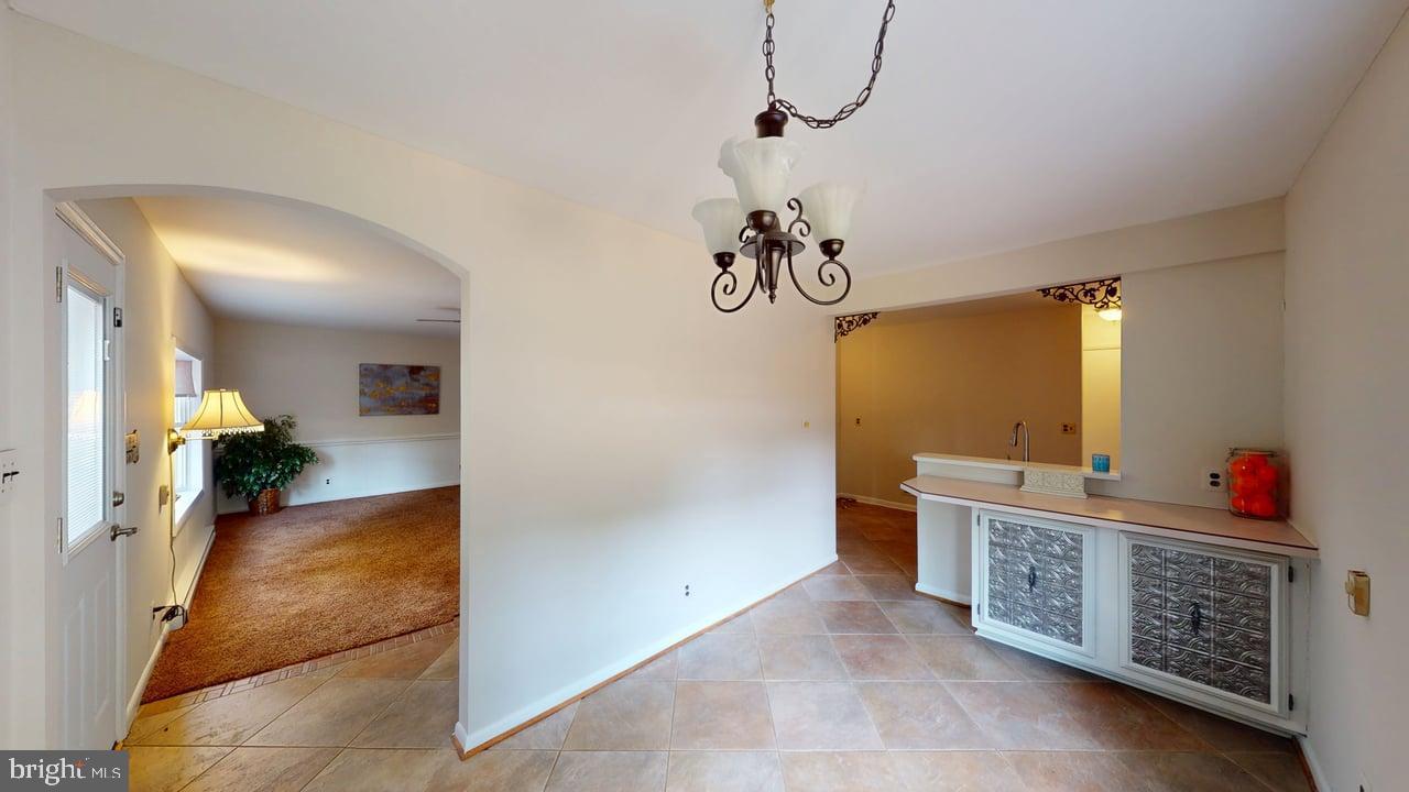 1213 TERRYLYNN COURT