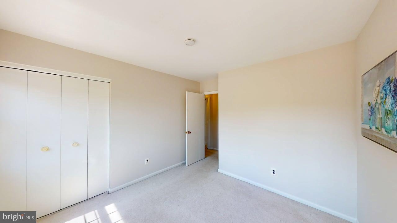 1213 TERRYLYNN COURT