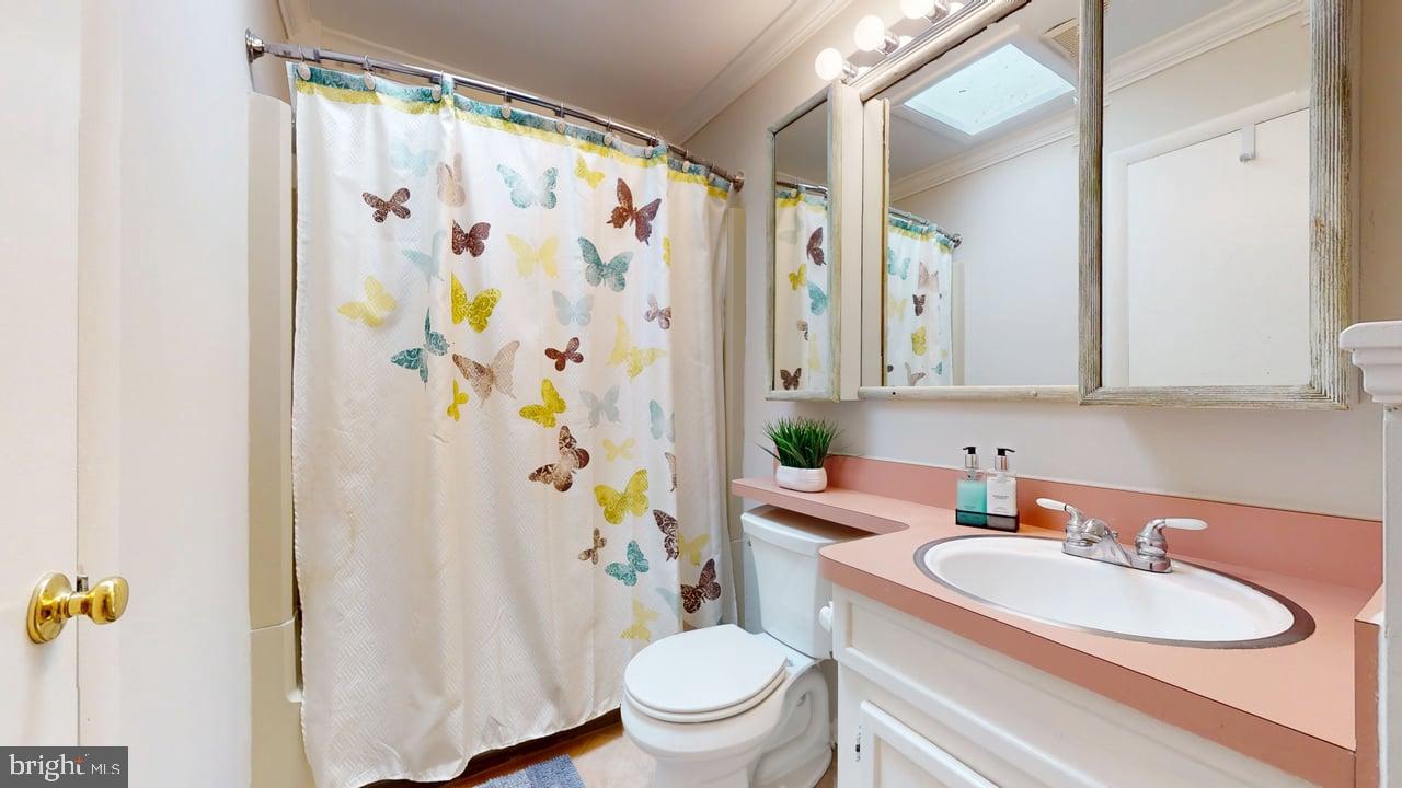 1213 TERRYLYNN COURT
