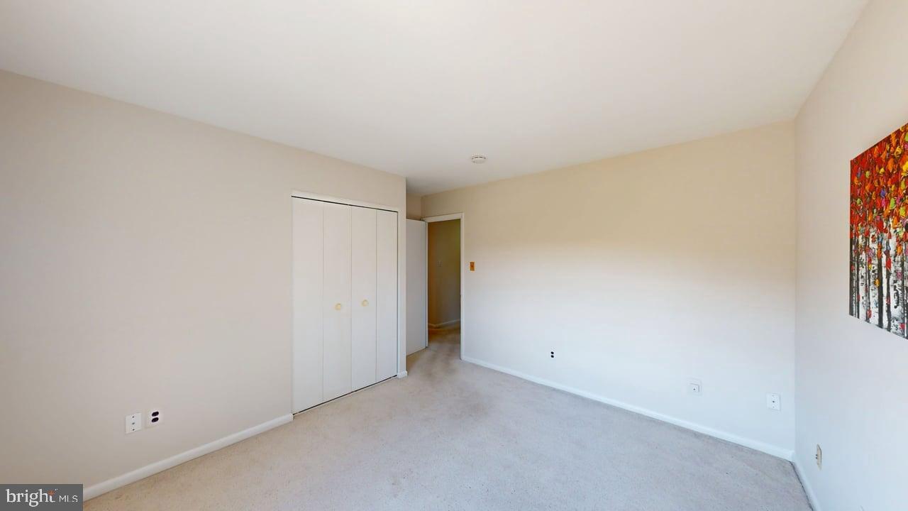 1213 TERRYLYNN COURT