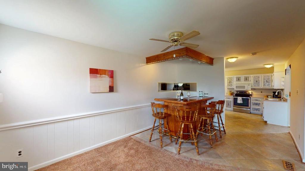 1213 TERRYLYNN COURT