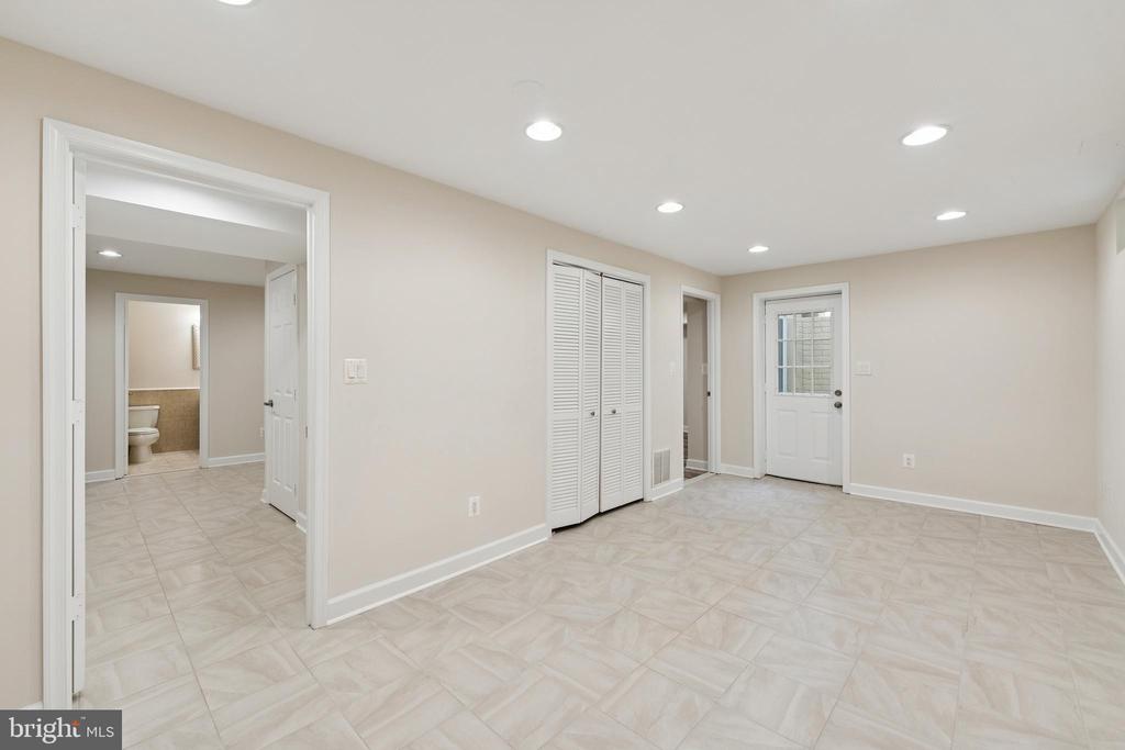 8410 COPPERLEAF COURT
