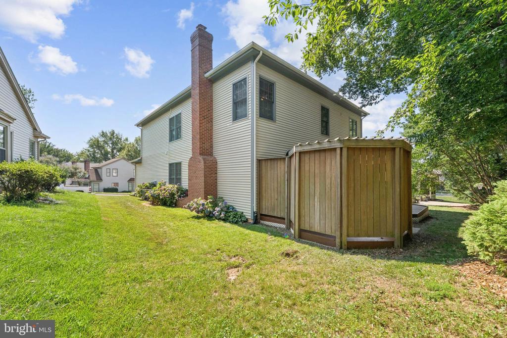 8410 COPPERLEAF COURT