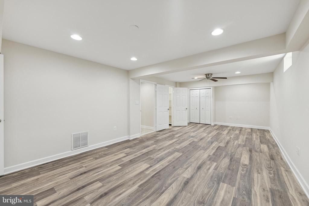 8410 COPPERLEAF COURT