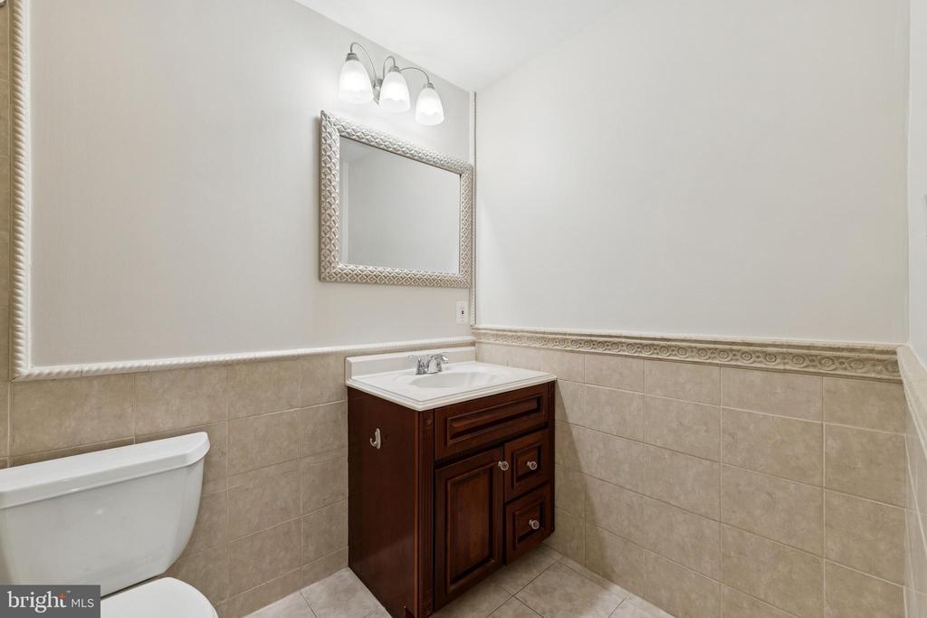 8410 COPPERLEAF COURT