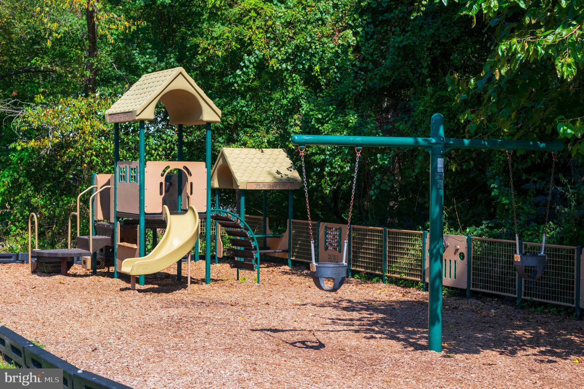 11815 BRETON COURT 22D