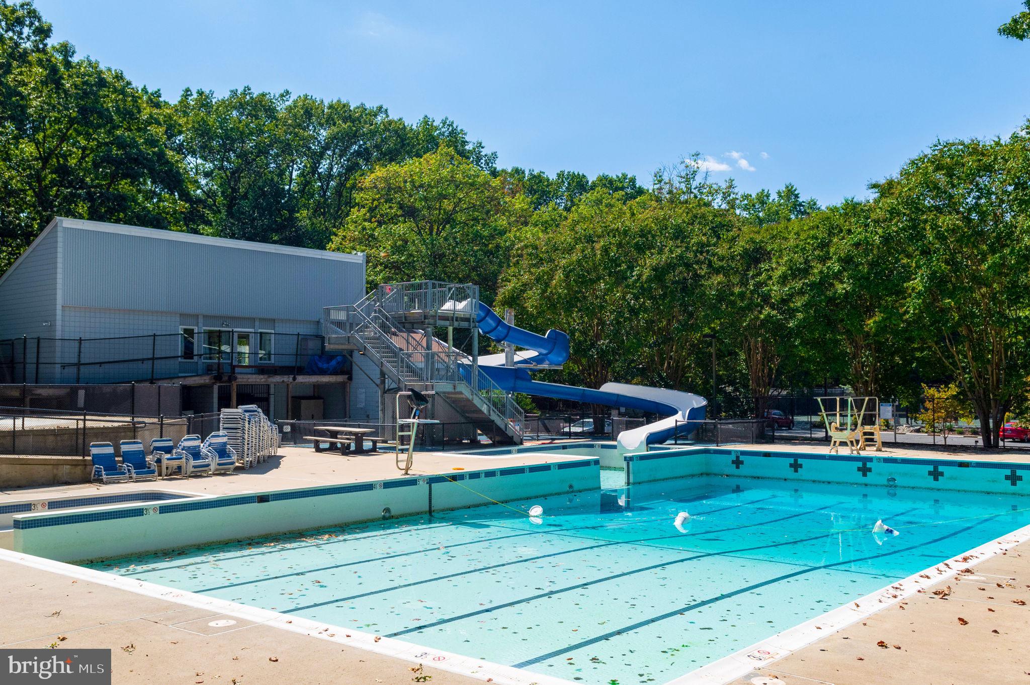 11815 BRETON COURT 22D