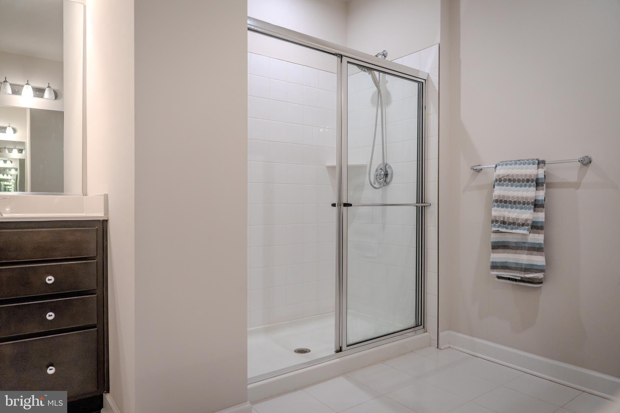 3925 FAIR RIDGE DRIVE 304