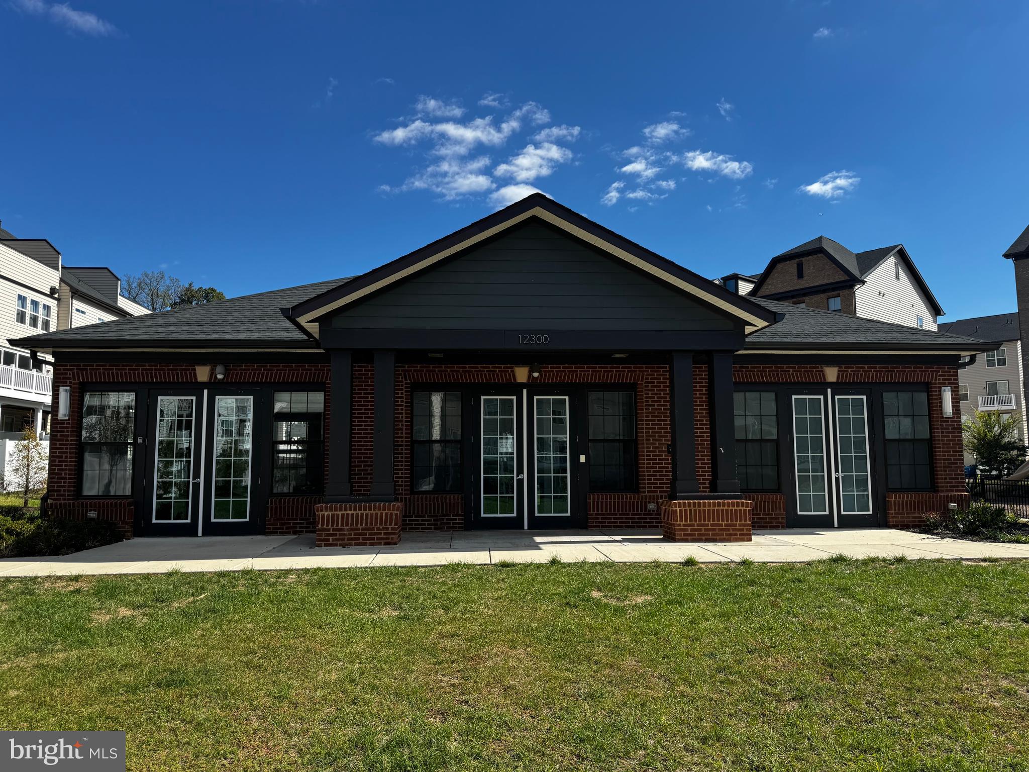 3925 FAIR RIDGE DRIVE 304