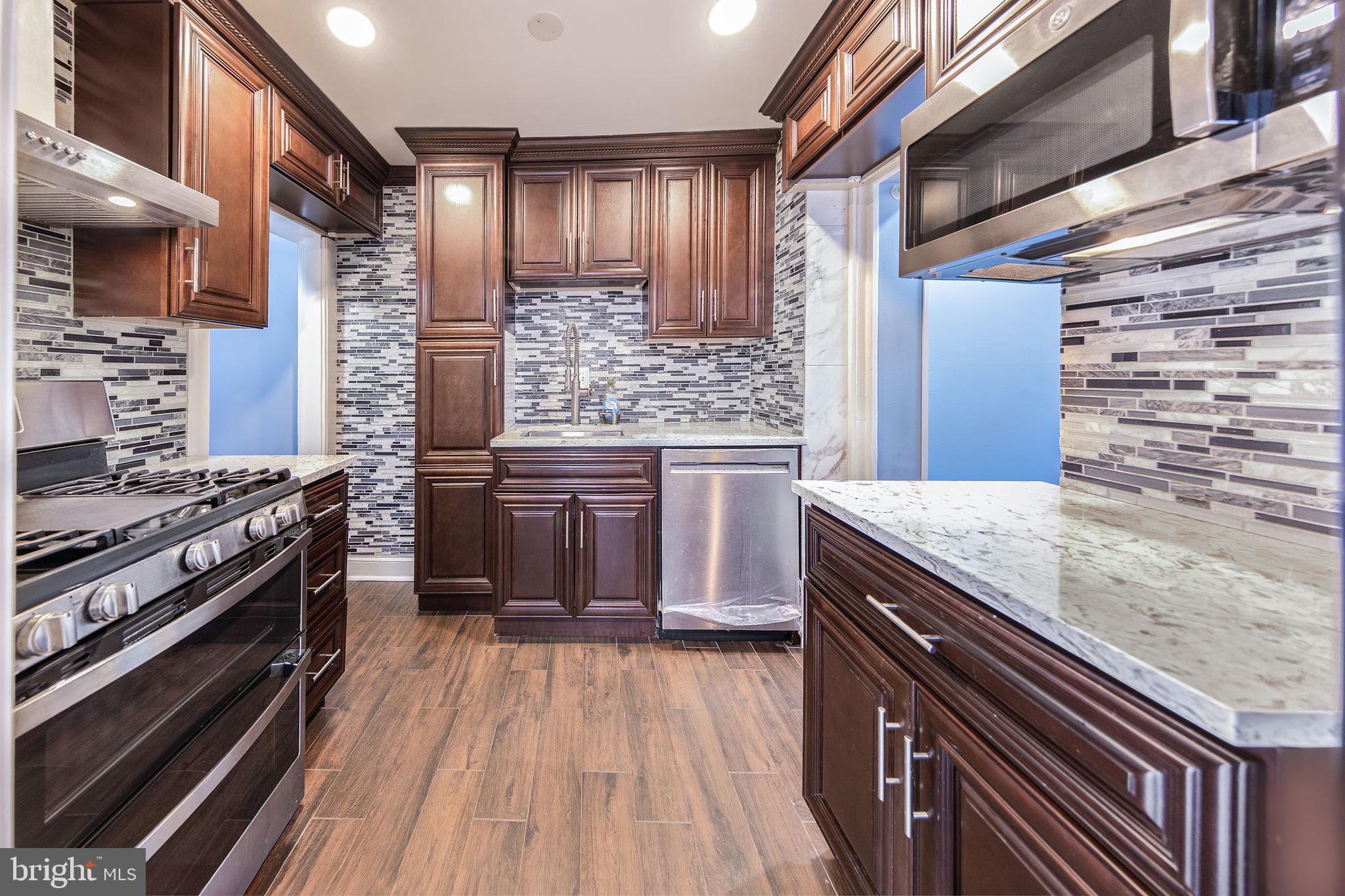 2258 ARLINGTON TERRACE