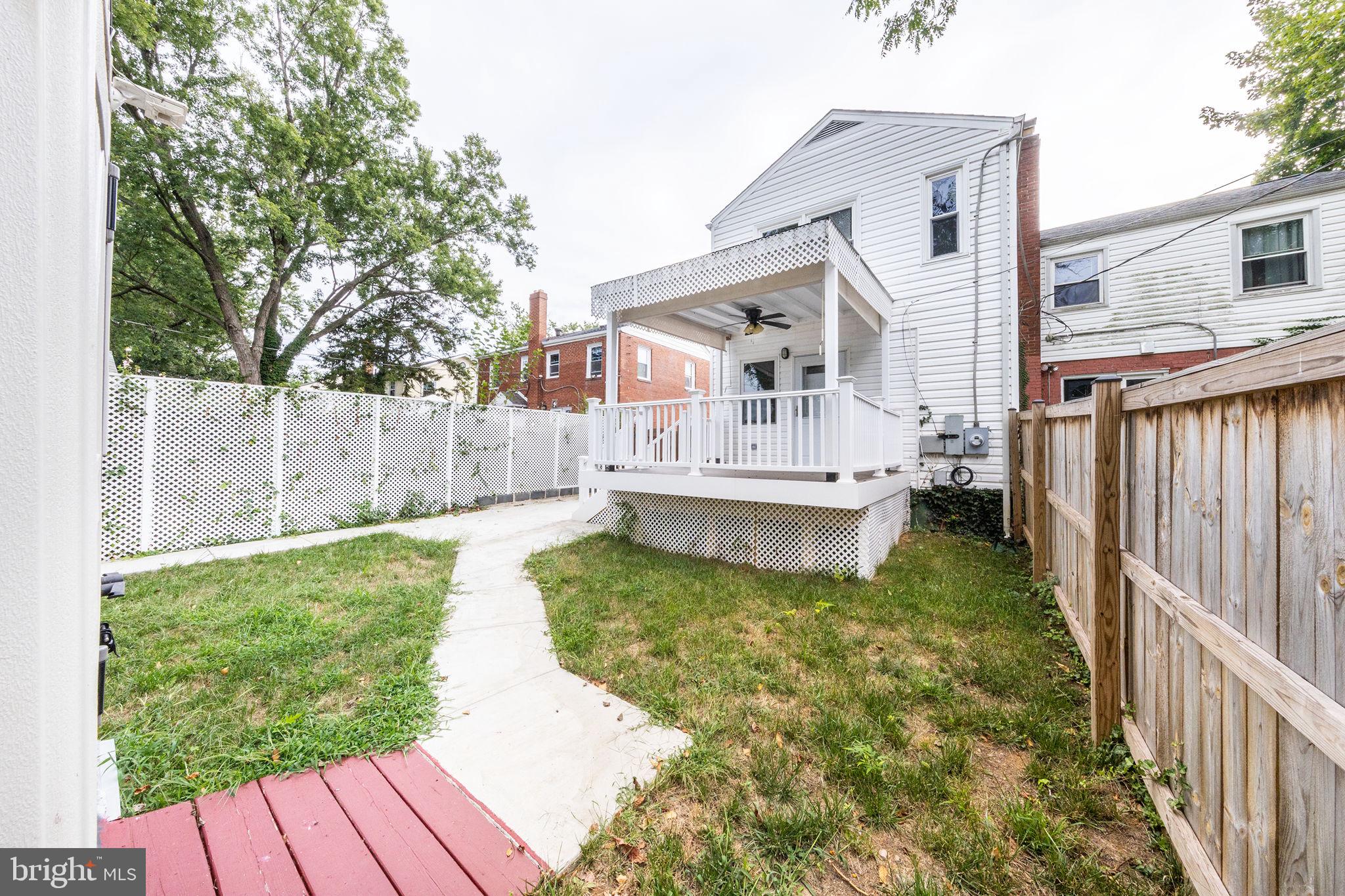 2258 ARLINGTON TERRACE