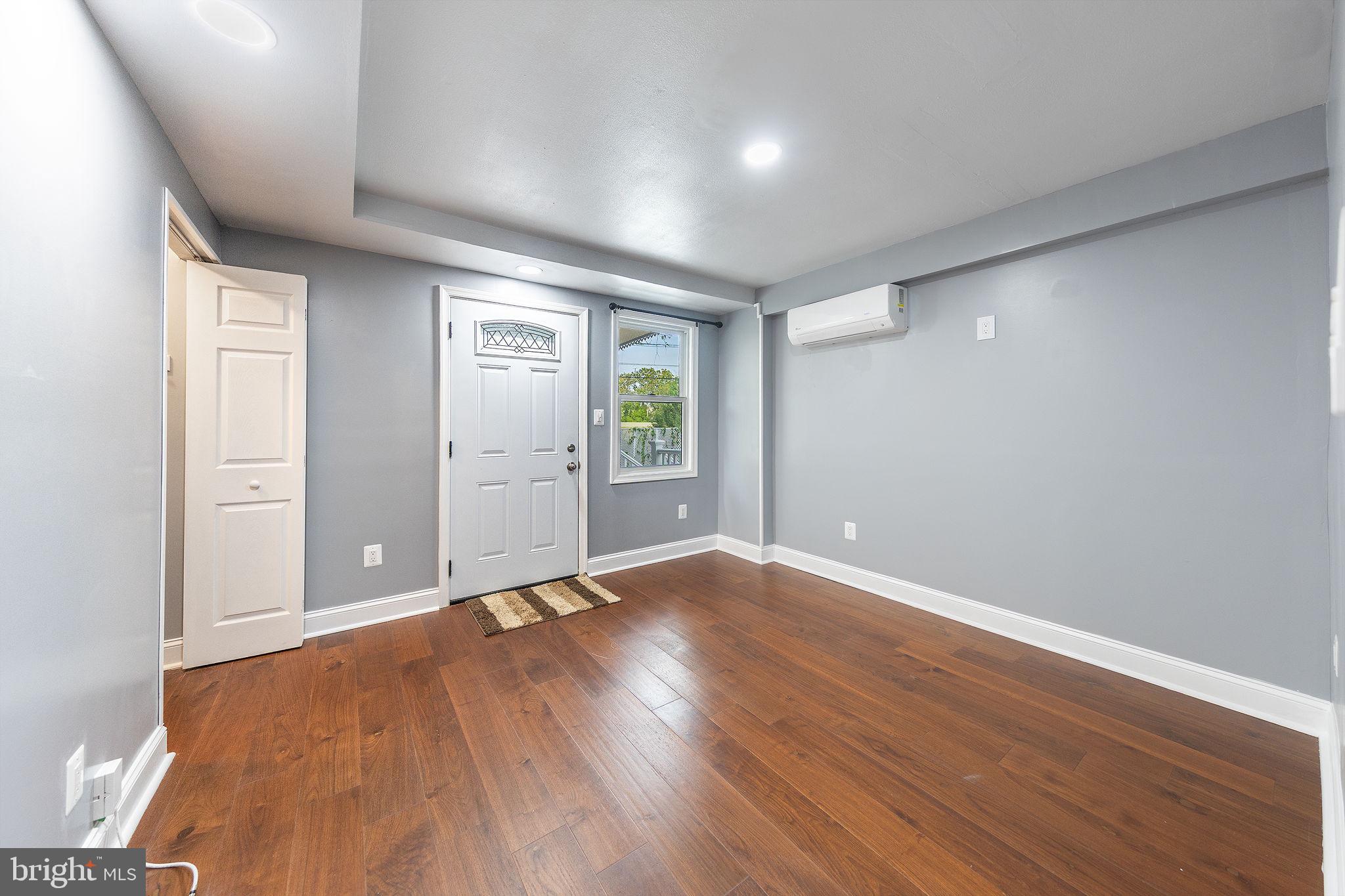 2258 ARLINGTON TERRACE