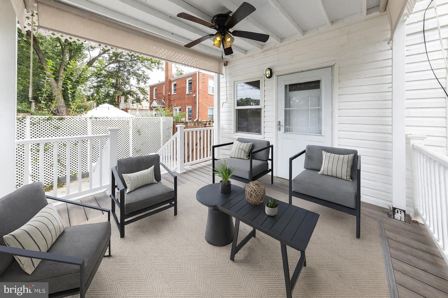 2258 ARLINGTON TERRACE