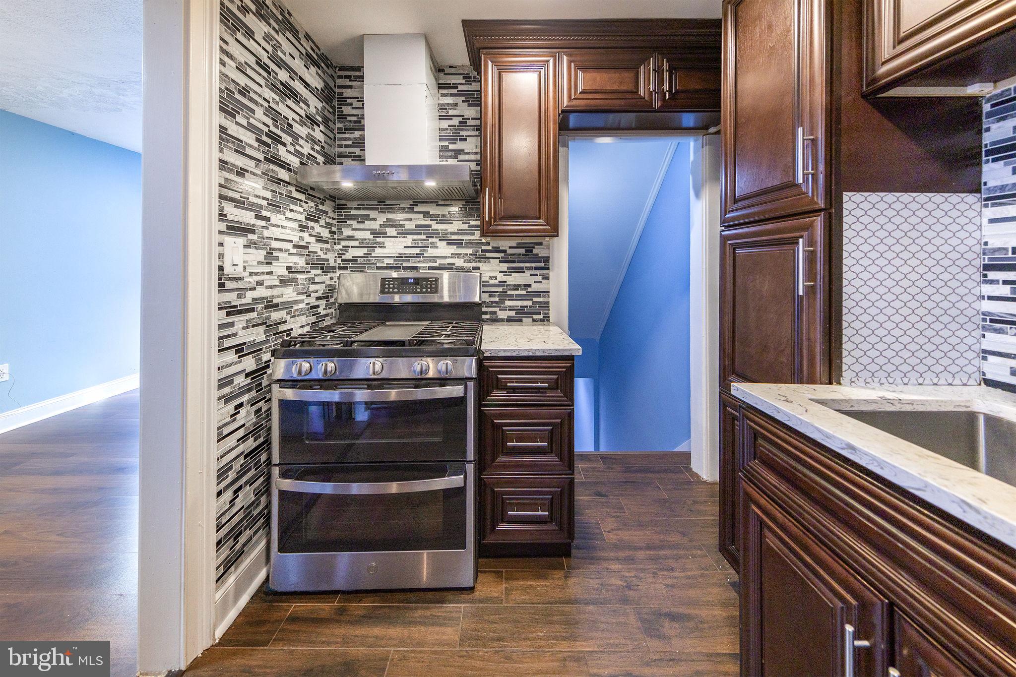 2258 ARLINGTON TERRACE