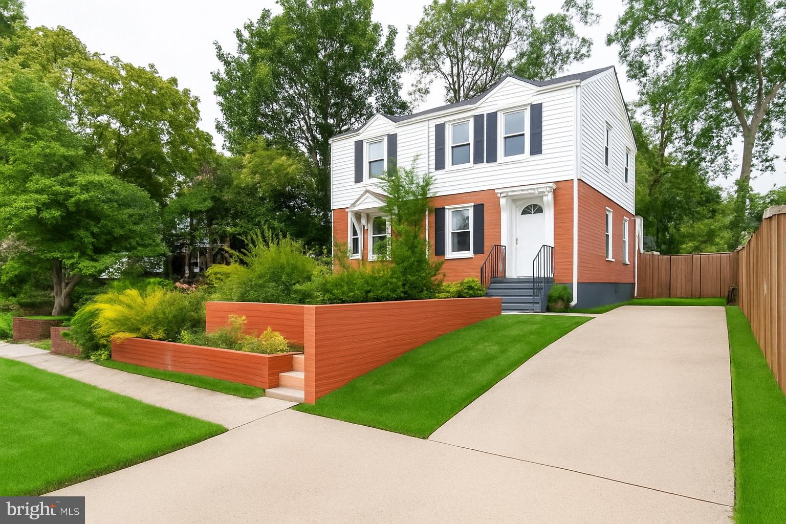 2258 ARLINGTON TERRACE
