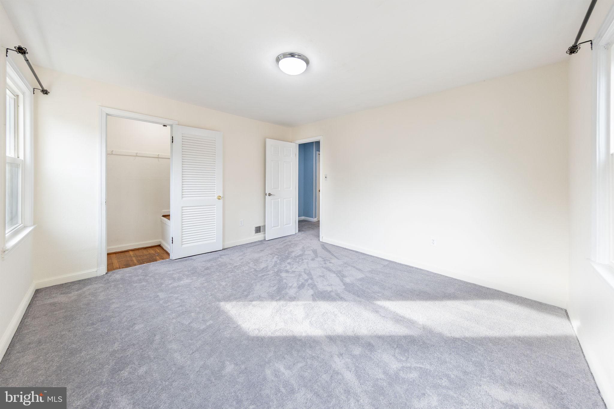 2258 ARLINGTON TERRACE