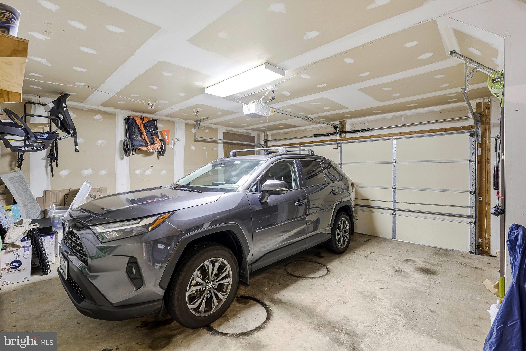 1718 STUART POINTE LANE