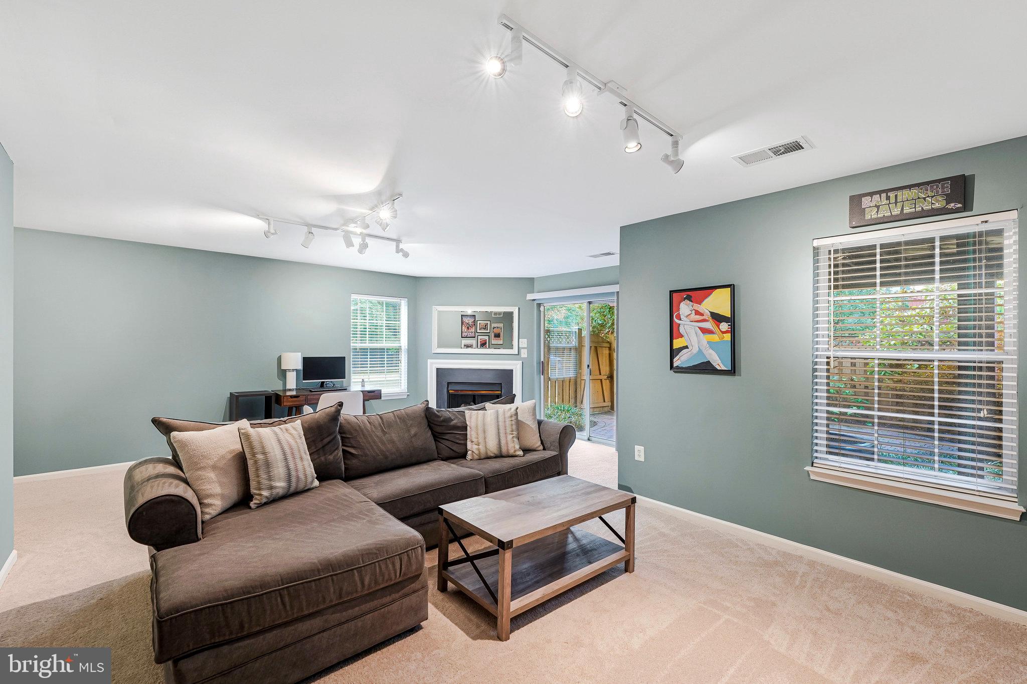 1718 STUART POINTE LANE