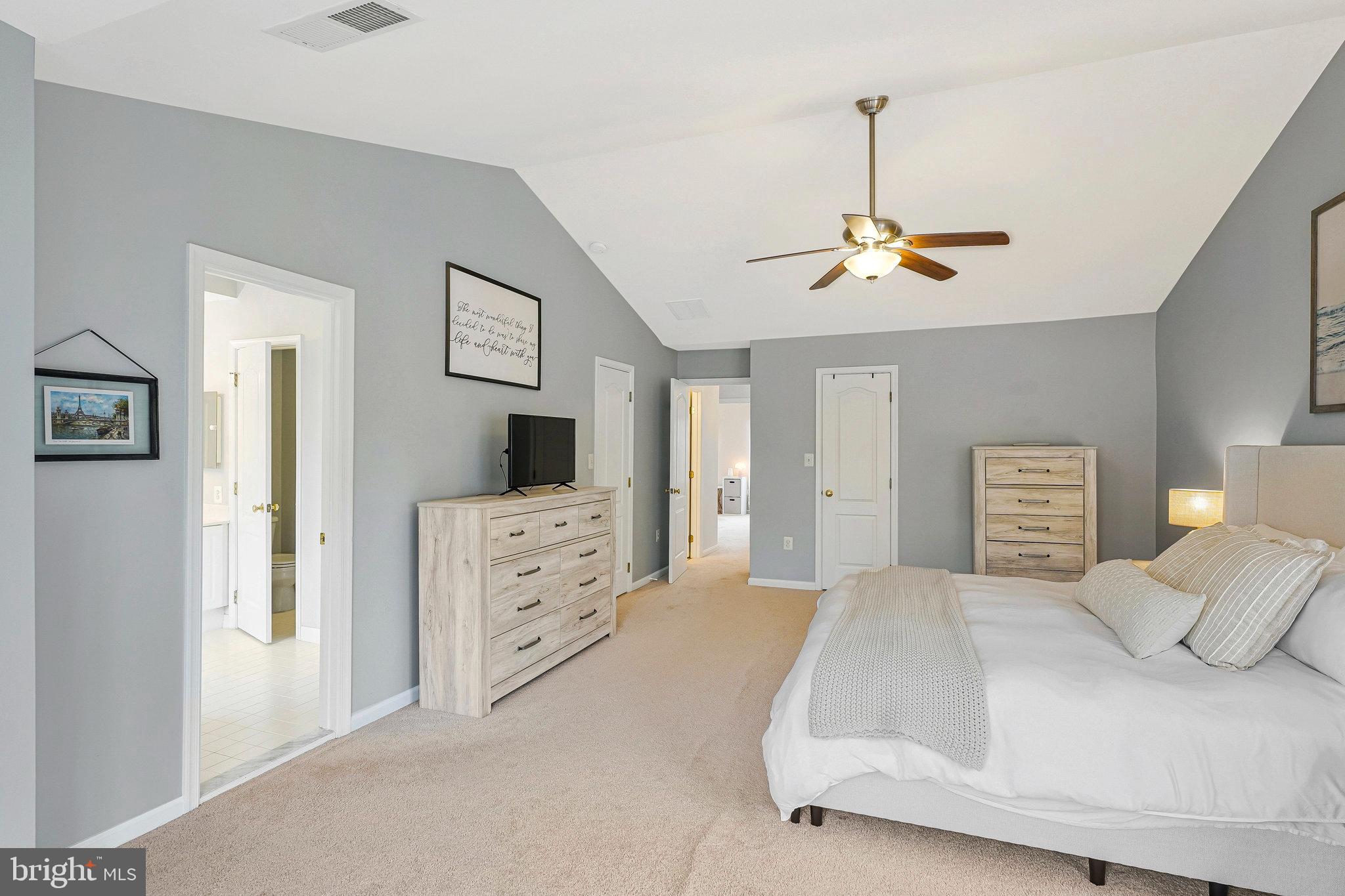 1718 STUART POINTE LANE