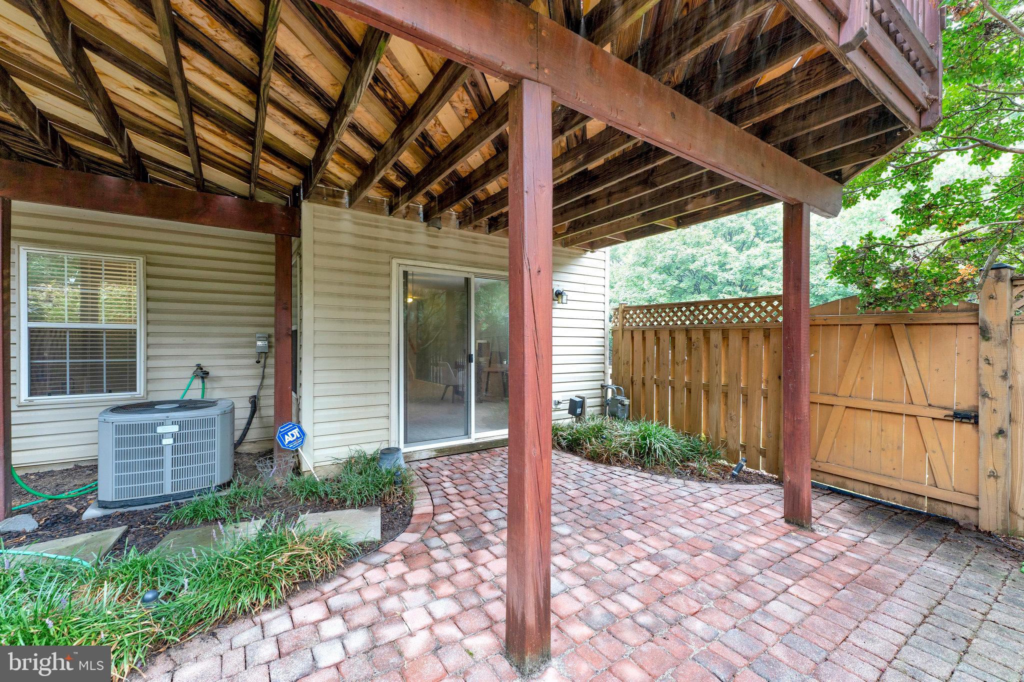 1718 STUART POINTE LANE