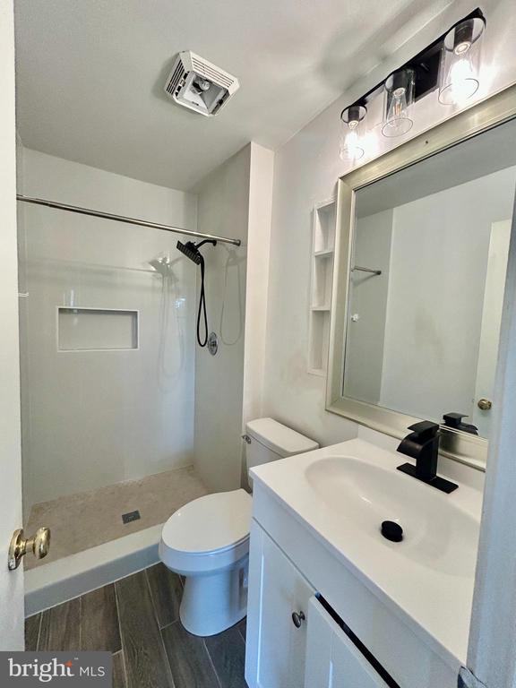 4134 PLEASANT MEADOW COURT
