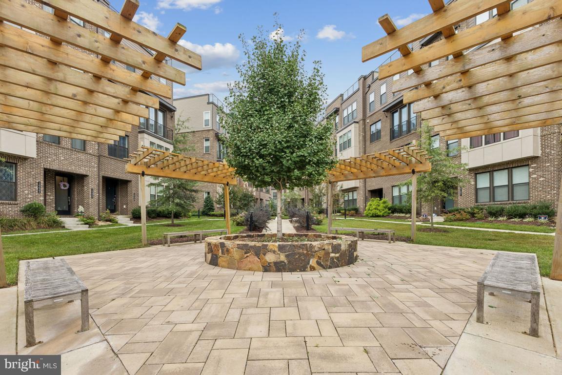 14426 BECKETT GLEN CIRCLE 906