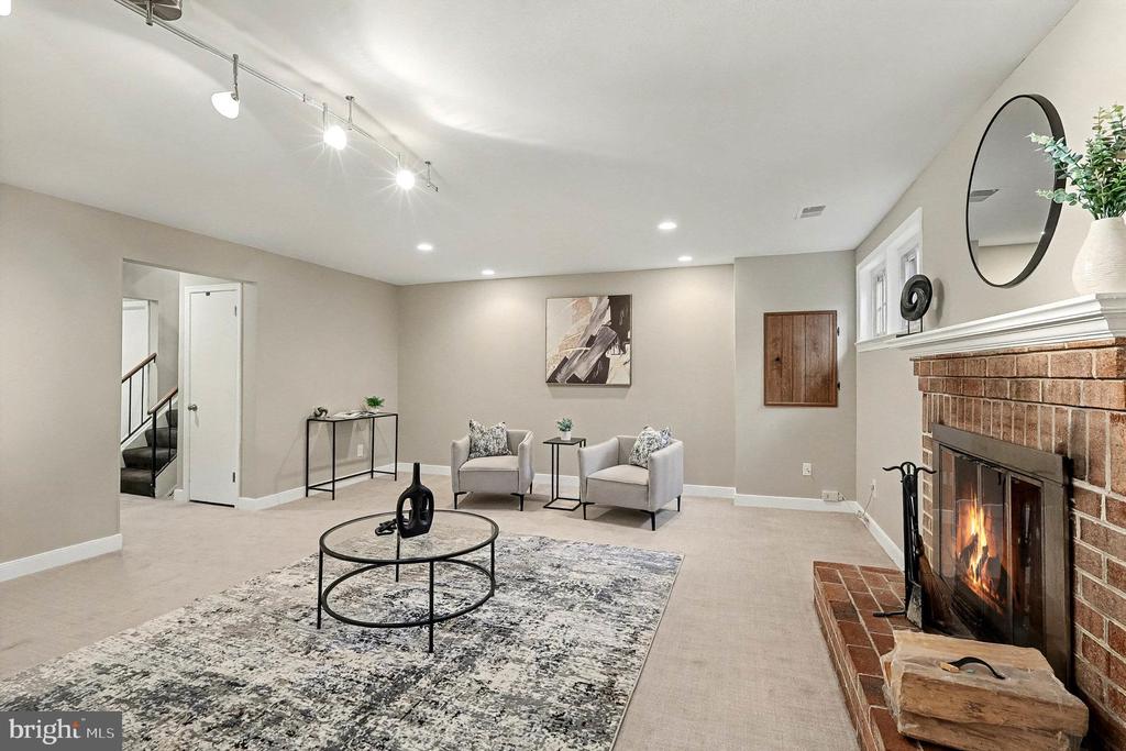 10307 EMERALD ROCK DRIVE