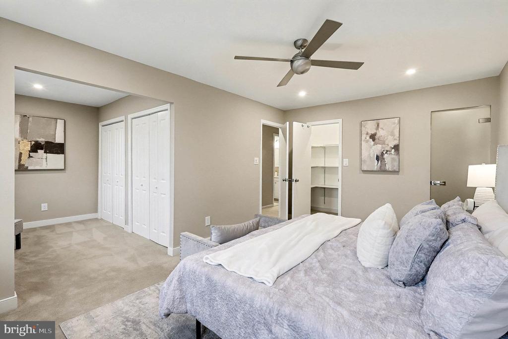 10307 EMERALD ROCK DRIVE