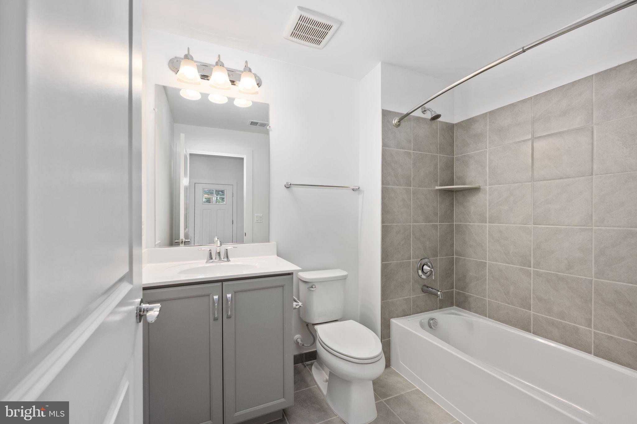 7404 ROCKY CREEK TERRACE
