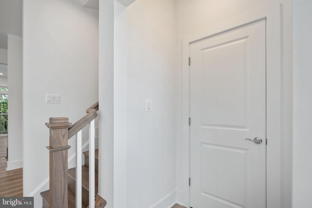 7404 ROCKY CREEK TERRACE