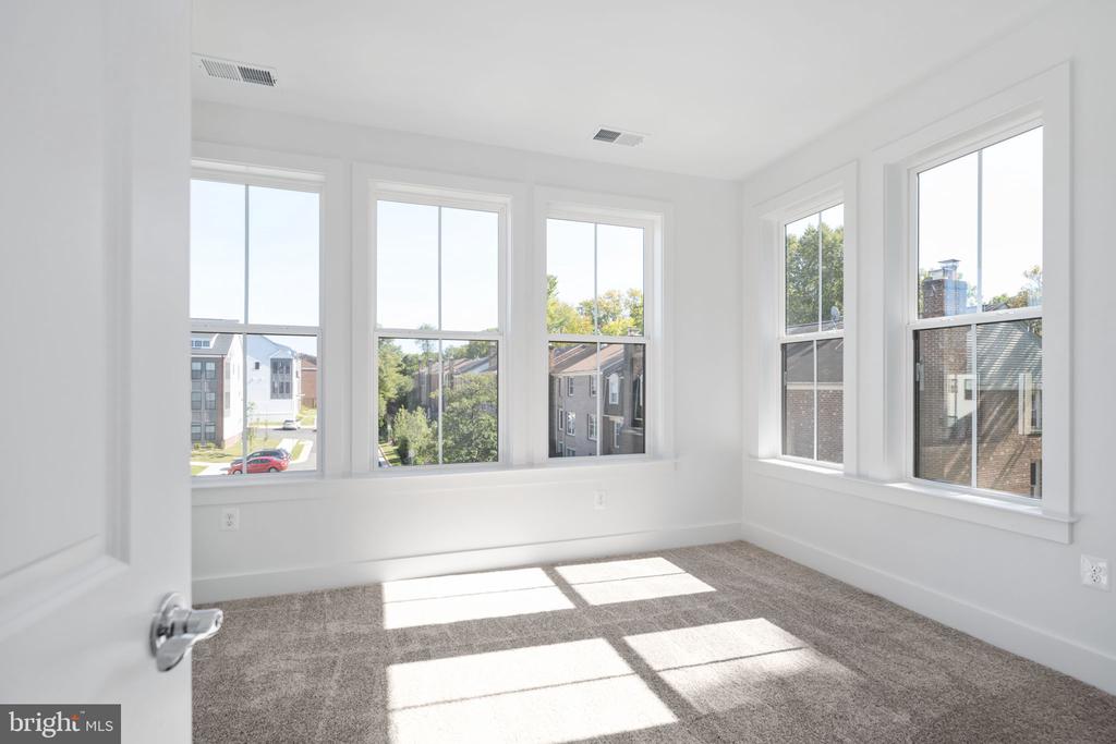 7404 ROCKY CREEK TERRACE
