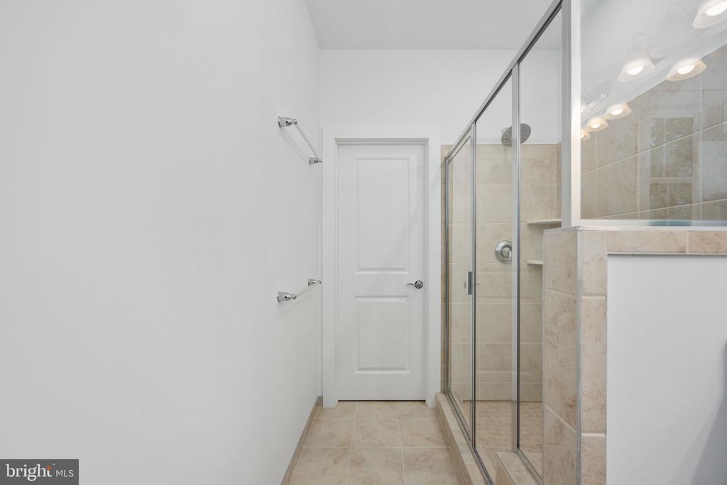 7404 ROCKY CREEK TERRACE