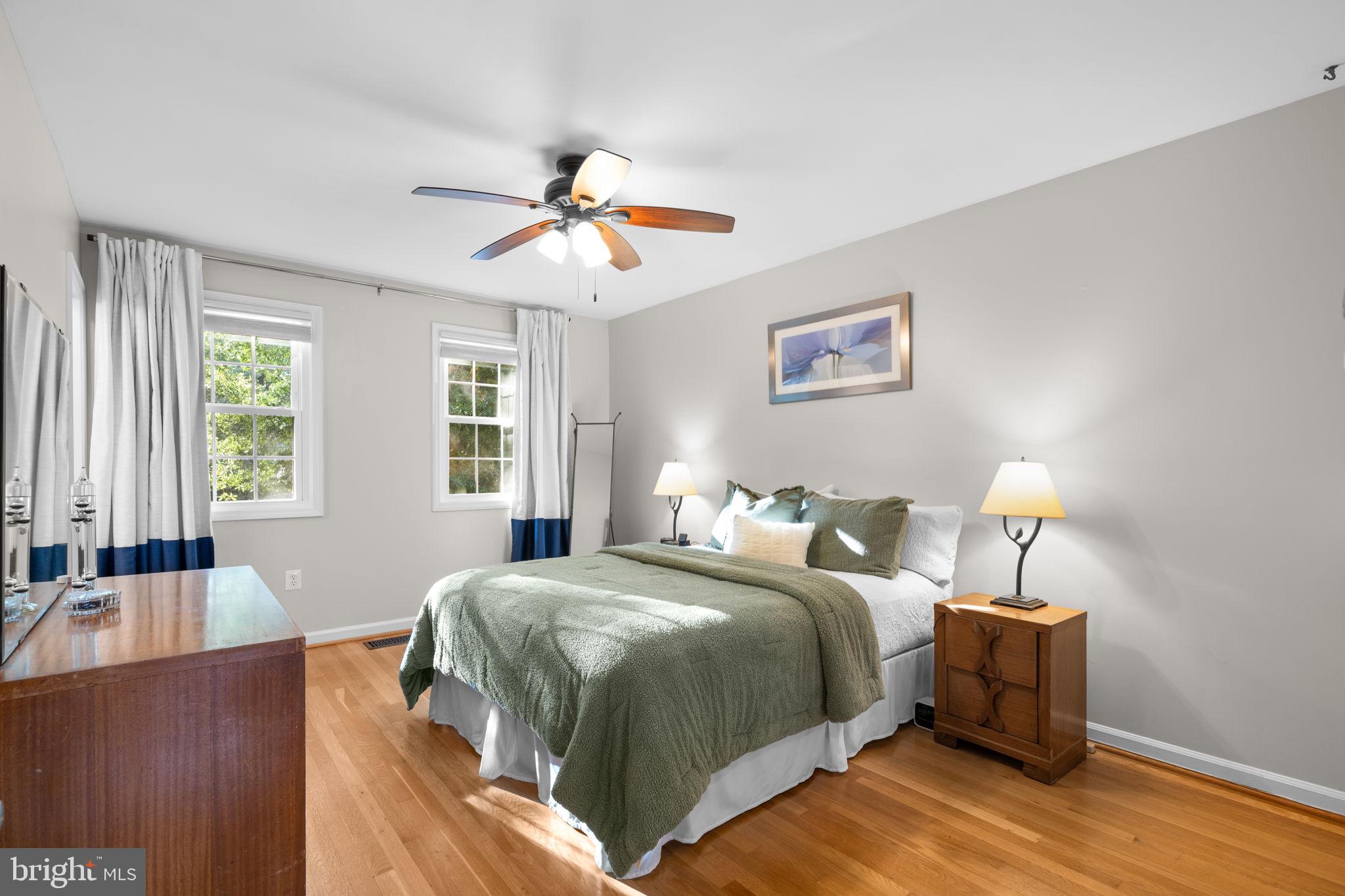 11735 NORTH SHORE DRIVE