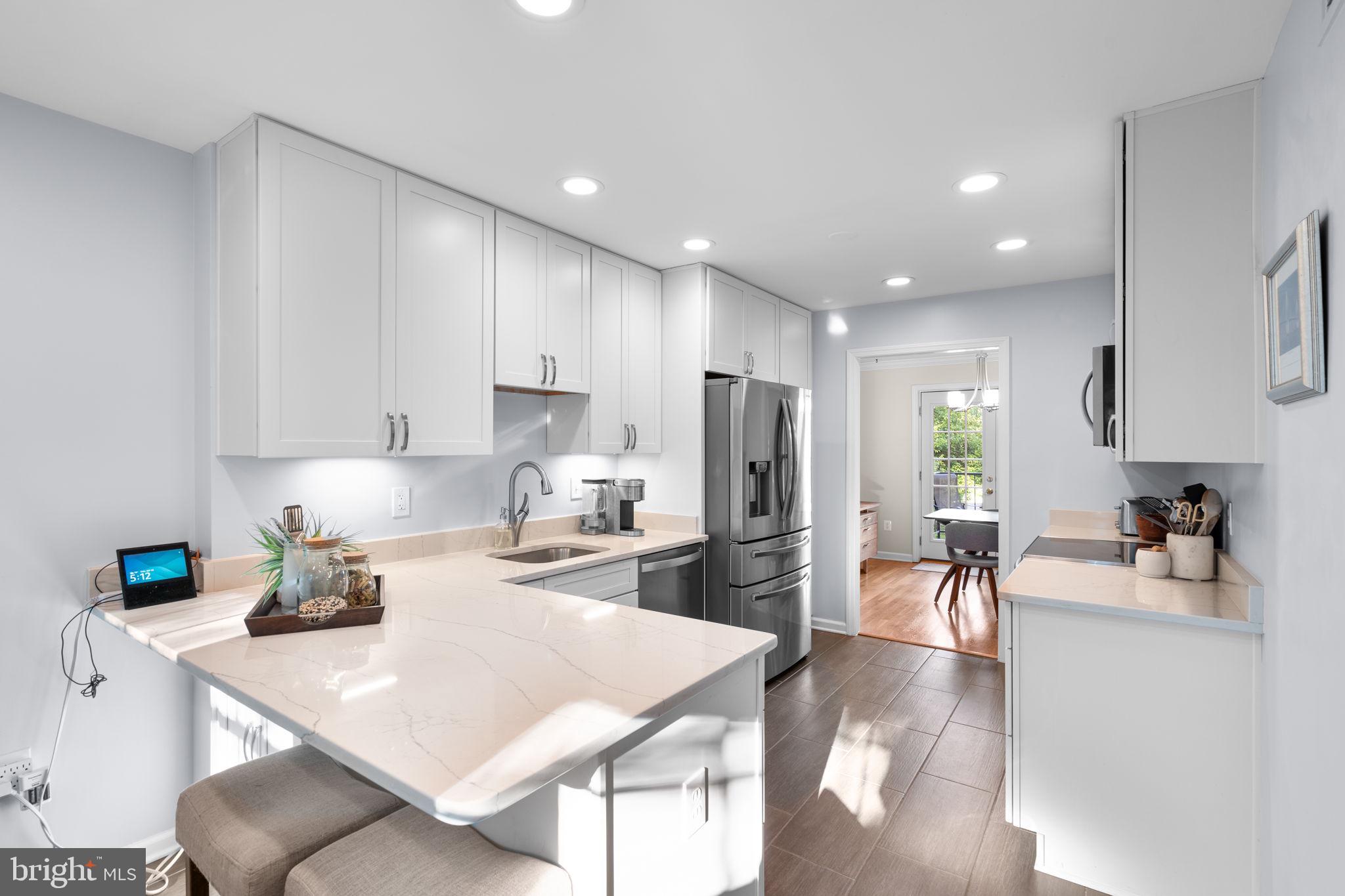 11735 NORTH SHORE DRIVE