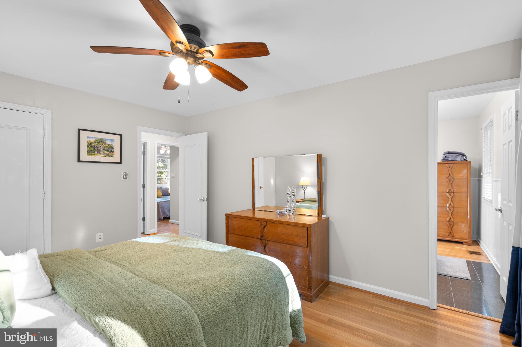 11735 NORTH SHORE DRIVE