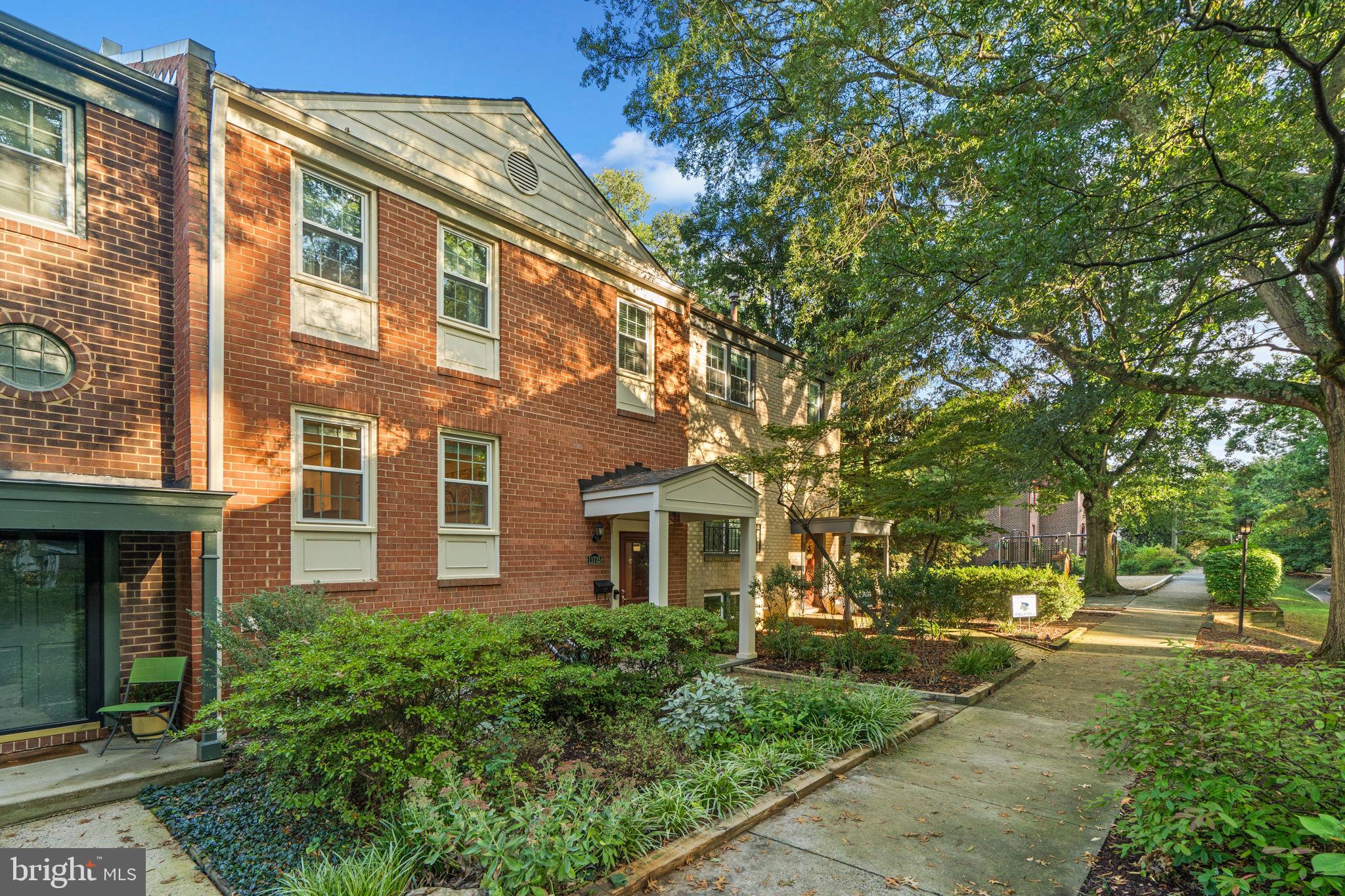 11735 NORTH SHORE DRIVE