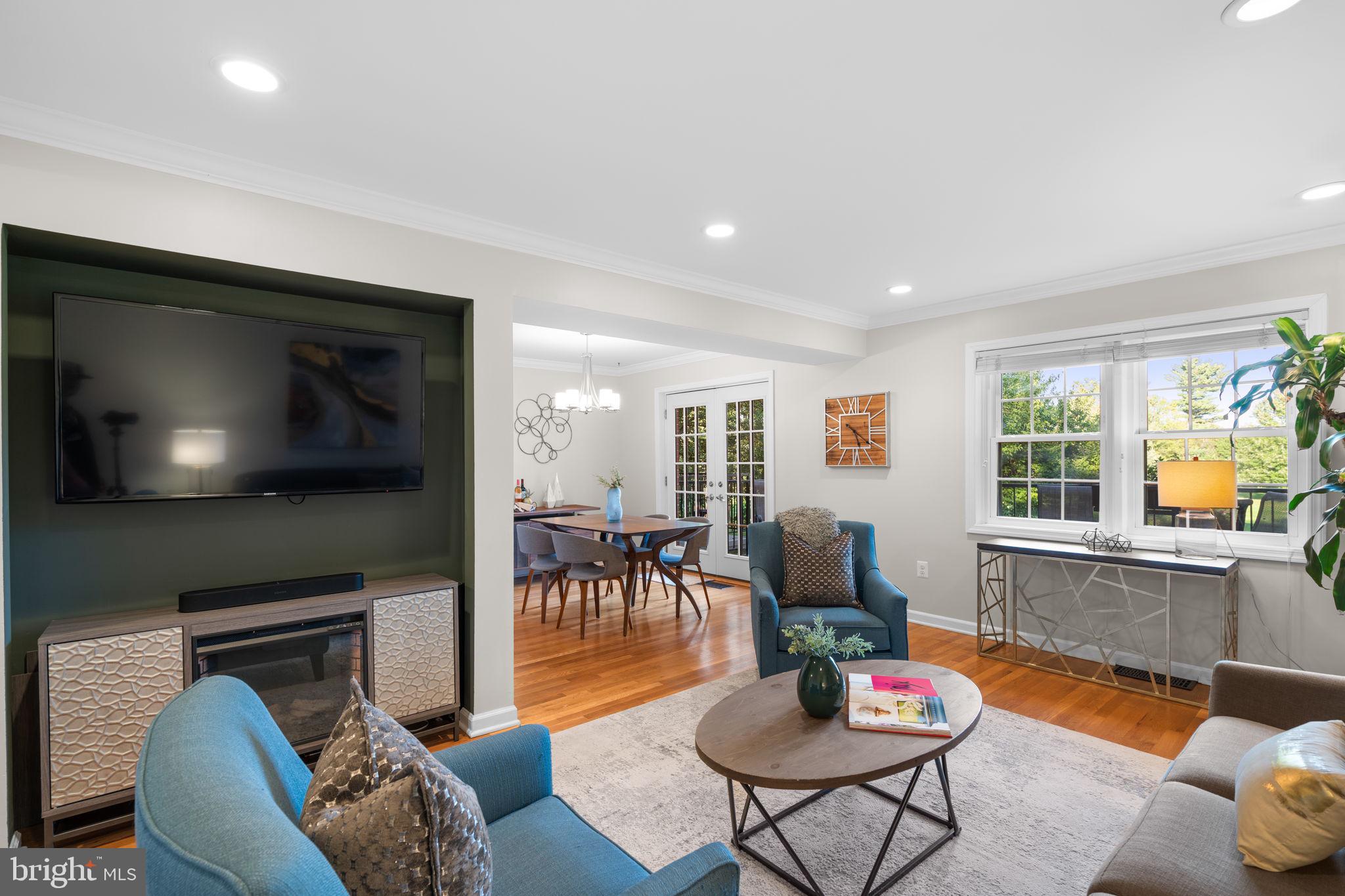 11735 NORTH SHORE DRIVE