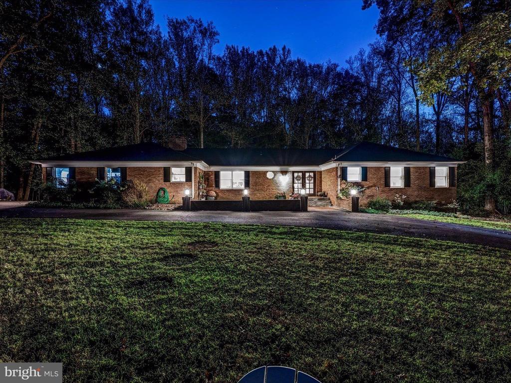 11119 COROBON LANE