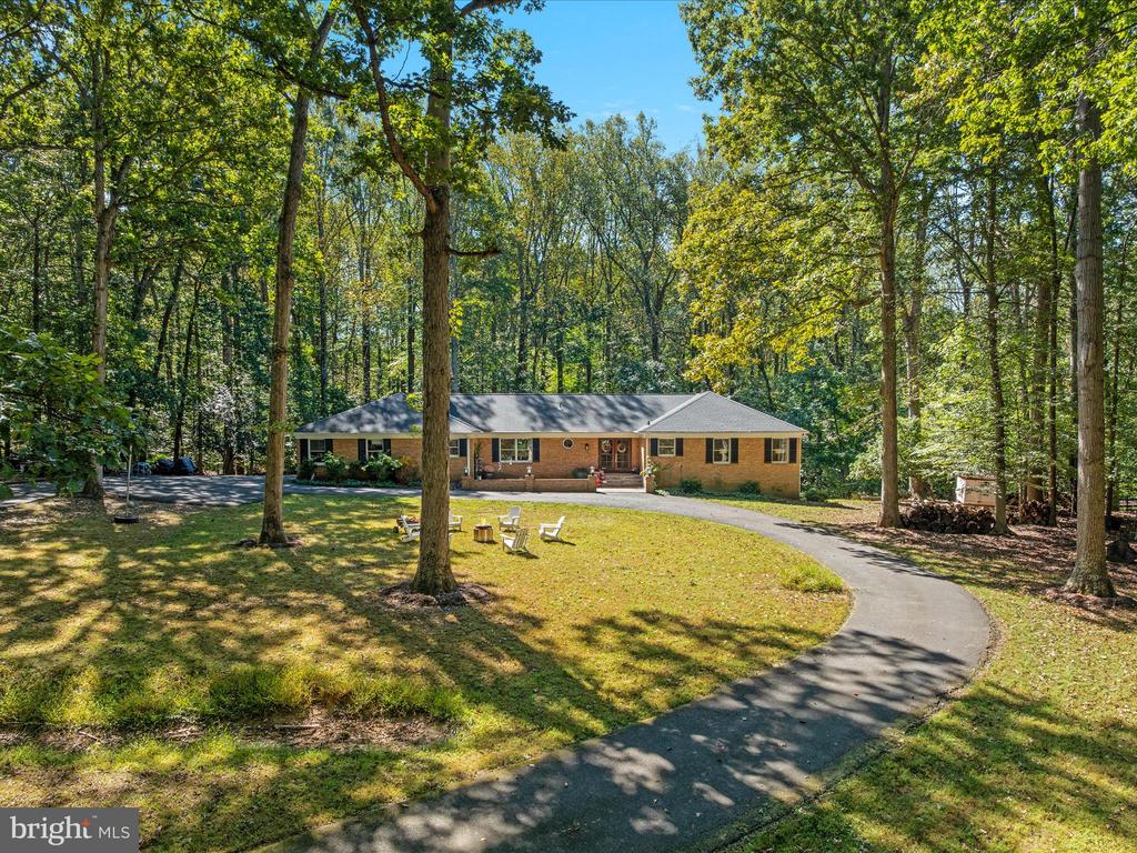 11119 COROBON LANE