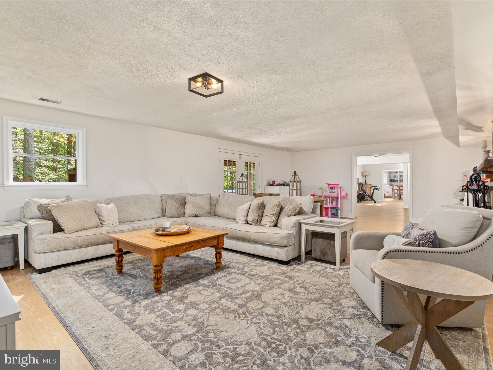 11119 COROBON LANE