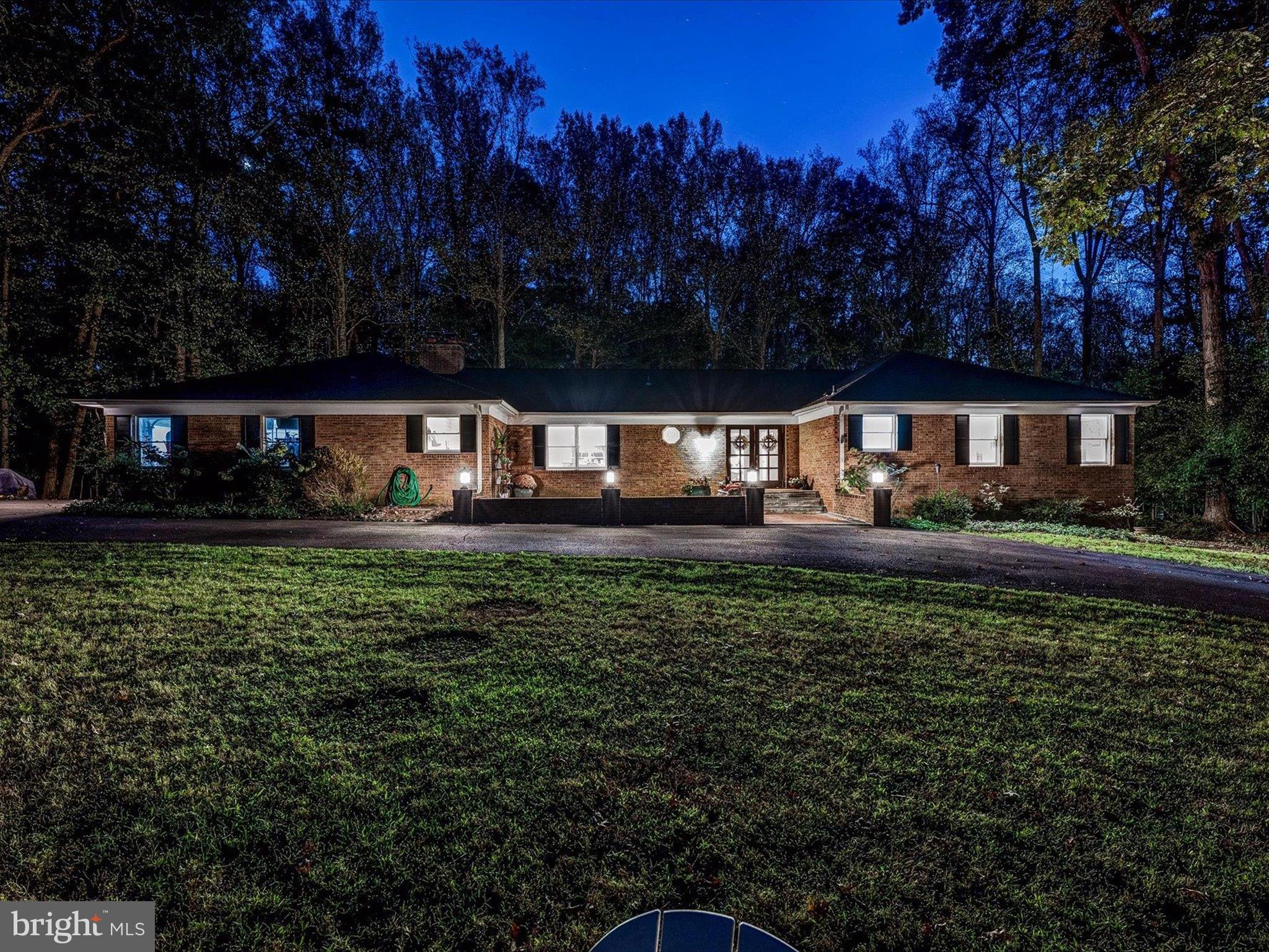 11119 COROBON LANE