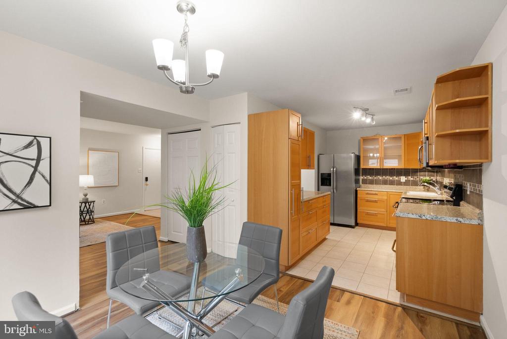 10679 SPRING OAK COURT
