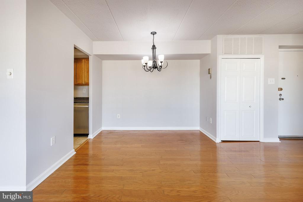 2630 WAGON DR #294,FAIRFAX Unit: 294