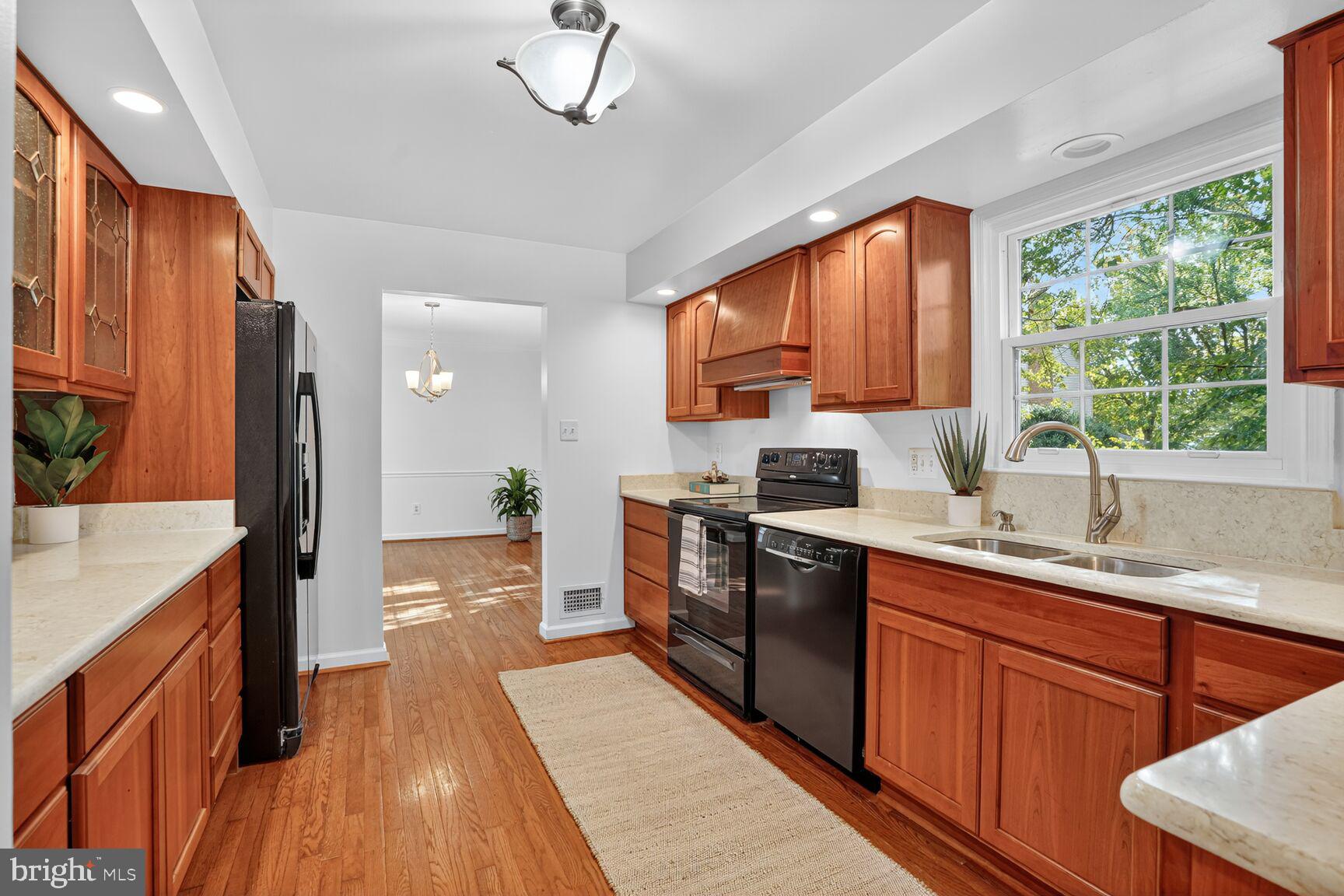 13371 TEABERRY COURT