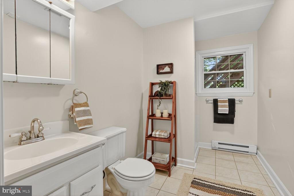 13371 TEABERRY COURT