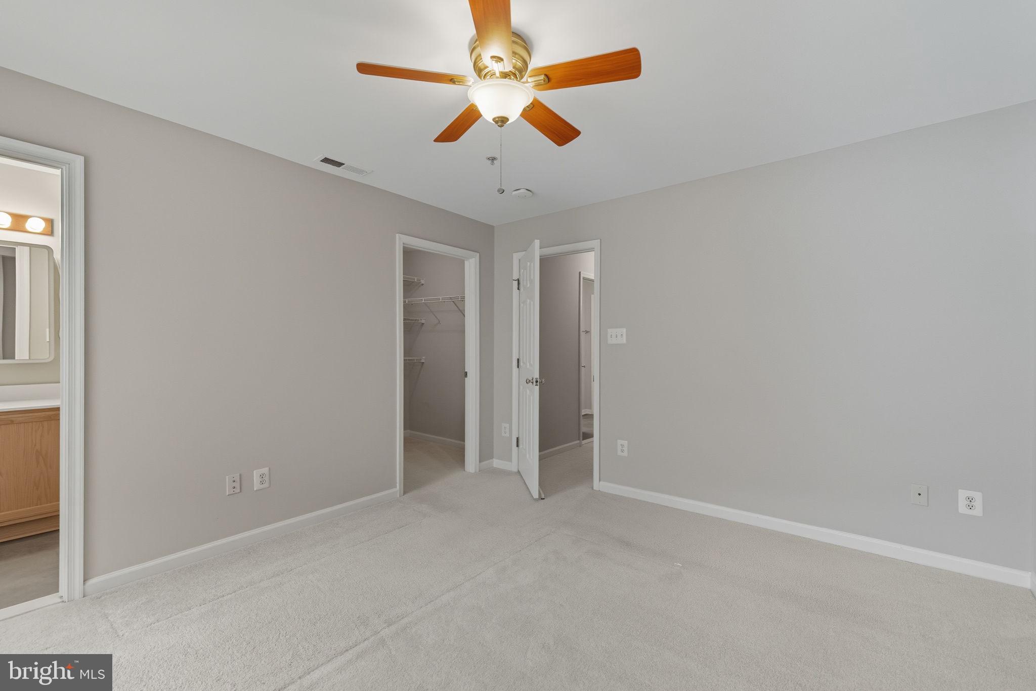 2714 MANHATTAN PLACE