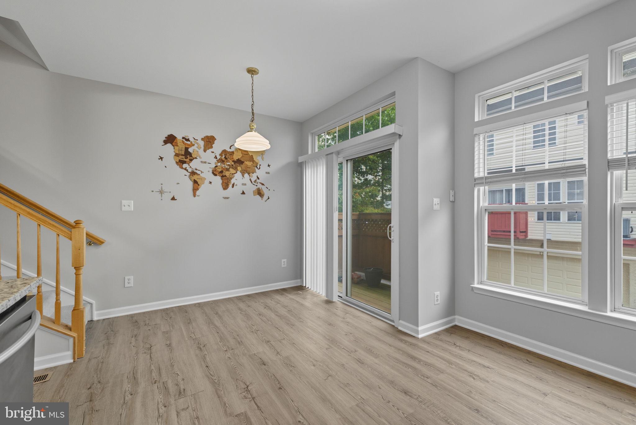 2714 MANHATTAN PLACE