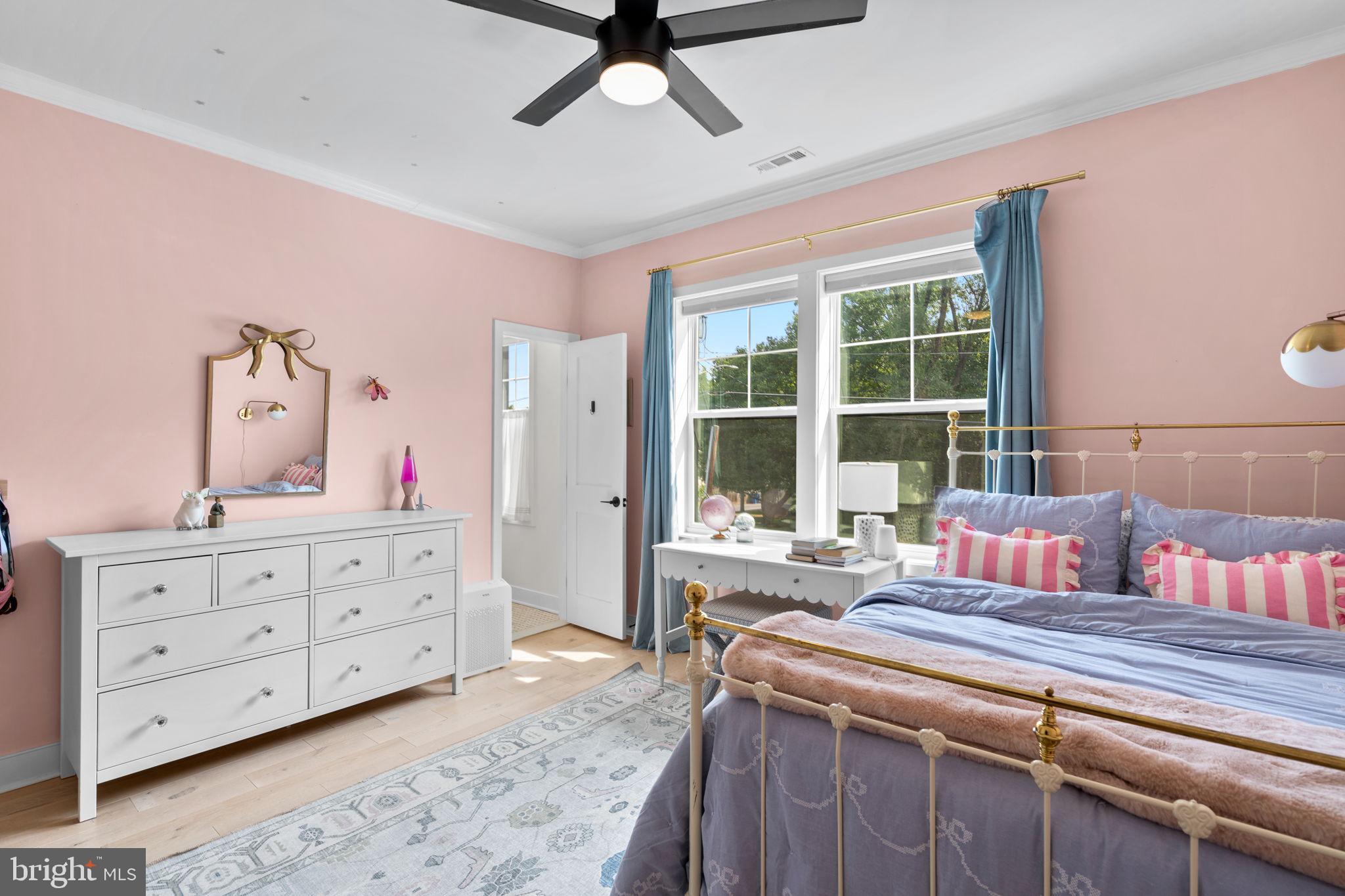 2854 FAIRMONT STREET